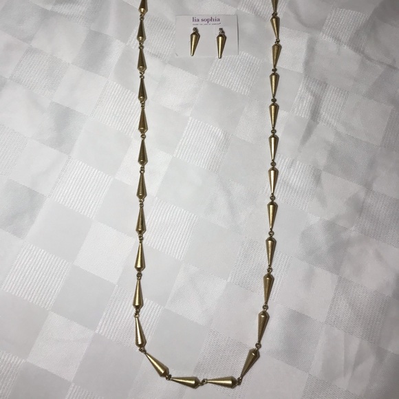 NWOT Lia Sophia Set - Picture 2 of 2